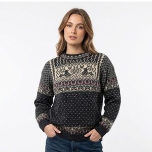 Dale of Norway Women’s Norwegian Fair Isle Print Thick Wool Sweater Medium